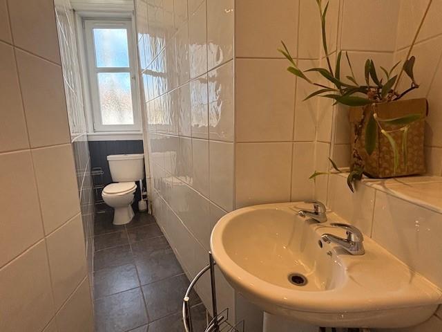 Apartment in Glasgow, Haghill - More