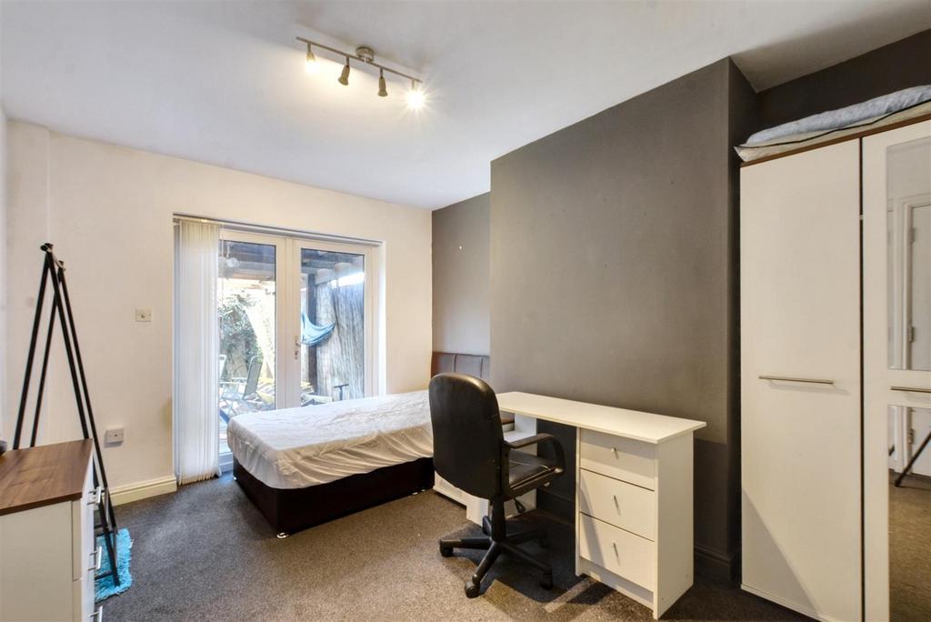 Bedroom 2.jpeg