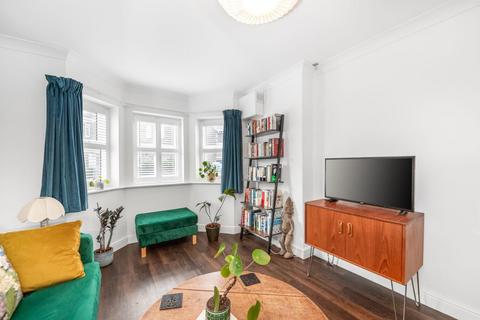 40a Ethnard Road, London, SE15 1RU