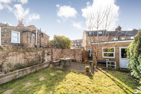 40a Ethnard Road, London, SE15 1RU