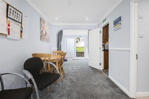 3 bedroom semi-detached house for sale, Tintern Crescent, Reading