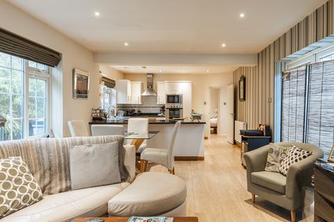 undefined, Modern Single-Level Living in Heacham