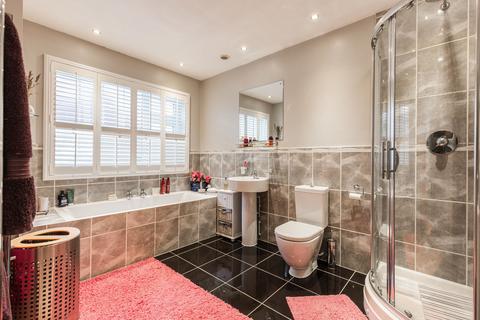 undefined, Modern Single-Level Living in Heacham