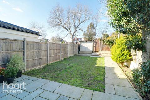 3 bedroom semi-detached house for sale, Osidge Lane, London