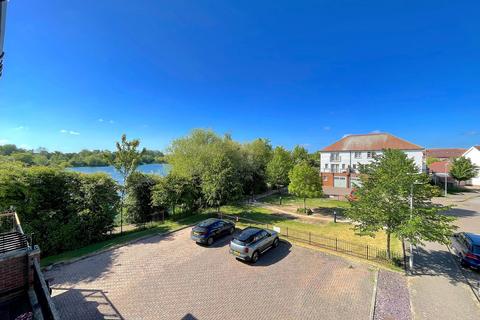 31 Lakeside Avenue, Faversham, ME13 7FE