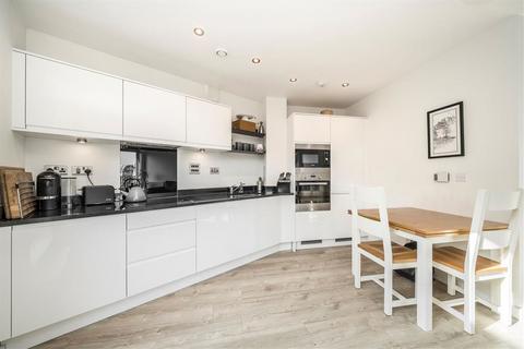 Flat 44, Bloom Heights River Rise Close, London, SE8 5FT
