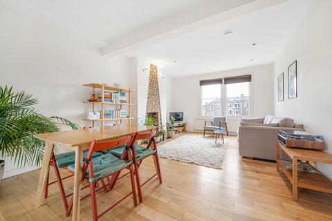3 bedroom flat for sale, Josephine Avenue, SW2