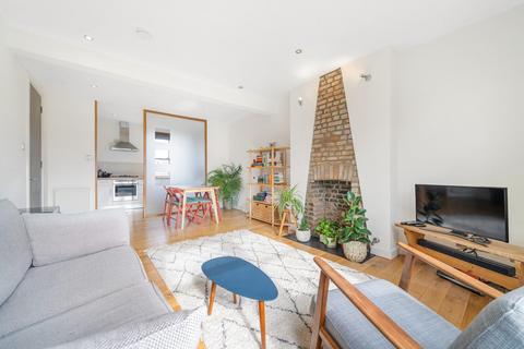 3 bedroom flat for sale, Josephine Avenue, SW2