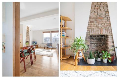 3 bedroom flat for sale, Josephine Avenue, SW2