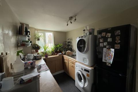 Shop for sale, George Lane, Folkestone, CT20