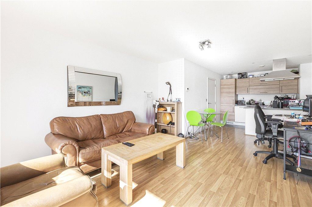 Reception/Kitchen