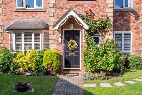 7 The Paddock, Timperley, Altrincham, WA15 7NR