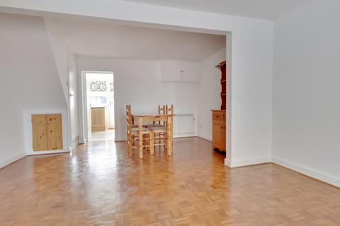 3 bedroom cottage for sale, South Street, Hythe