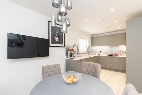 3 bedroom semi-detached house for sale, Byrne Road, Holborough Lakes, Snodland, Kent