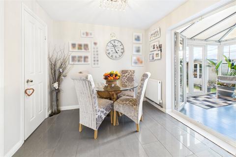 9 Norman Close, Epsom, KT18 5RU