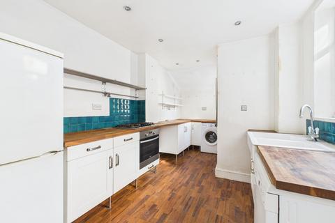 8 Cranmer Grove, Nottingham, NG3 4HE