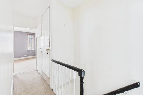 8 Cranmer Grove, Nottingham, NG3 4HE