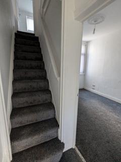 3 bedroom house to rent, Colville Street, Middlesbrough TS1