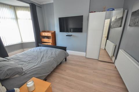 2 bedroom flat for sale, Chichester Road, South Shields