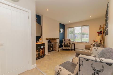 11 Aldfield Avenue, Lea, Preston, PR2 1XQ