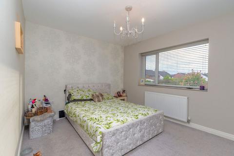 11 Aldfield Avenue, Lea, Preston, PR2 1XQ