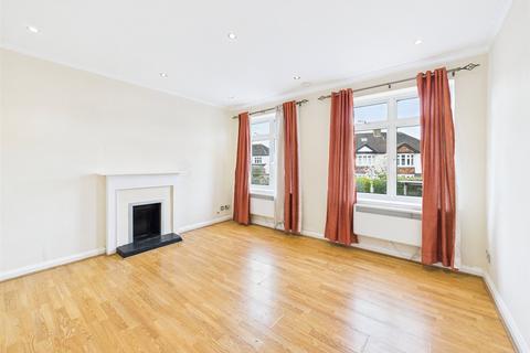 2 bedroom apartment to rent, Cross Deep, Twickenham