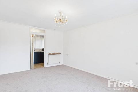 2 bedroom apartment for sale, The Doultons, Octavia Way, Staines-upon-Thames, Surrey, TW18