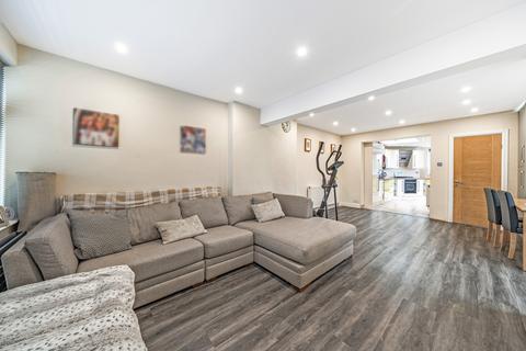 4 bedroom semi-detached house for sale, Bourneside Road, Addlestone, Surrey, KT15