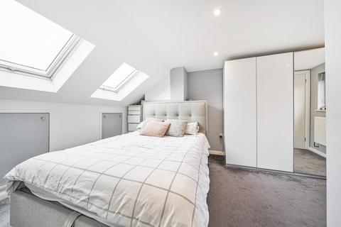 4 bedroom semi-detached house for sale, Bourneside Road, Addlestone, Surrey, KT15