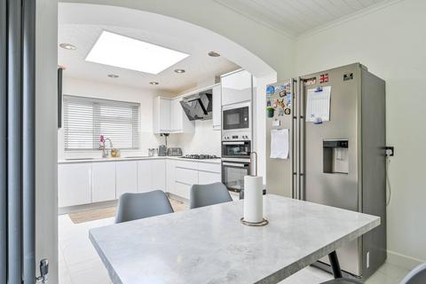 undefined, Pool Road, West Molesey, KT8