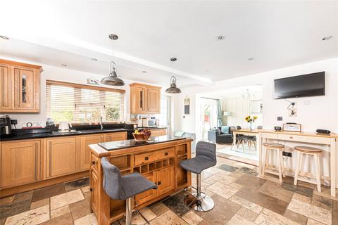 undefined, Walton Road, Caldecotte, Milton Keynes, Buckinghamshire, MK7
