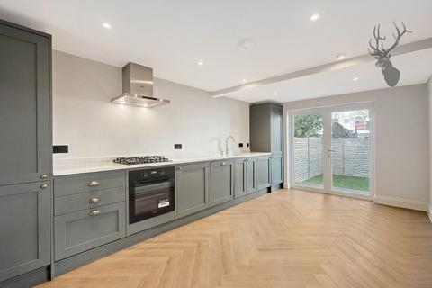 387 Old Ford Road, London, E3 2LU