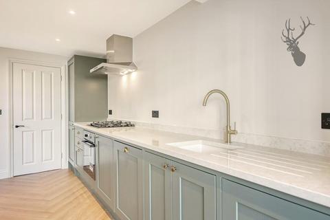 387 Old Ford Road, London, E3 2LU