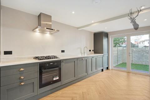 387 Old Ford Road, London, E3 2LU