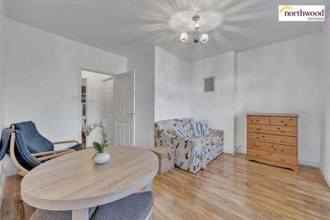 1 bedroom flat for sale, Durban Road, Watford, WD18