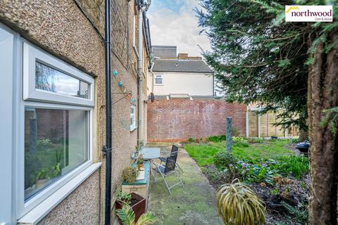 1 bedroom flat for sale, Durban Road, Watford, WD18