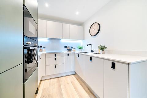 2 bedroom apartment for sale, Tweedy Road, Bromley