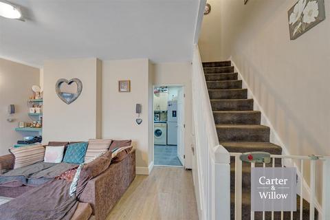 2 bedroom terraced house for sale, Redcar Road, Romford, Essex
