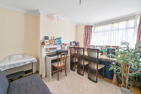 4 bedroom house to rent, Sherrards Way, Barnet, EN5