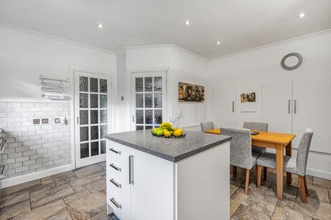 4 bedroom detached house for sale, Meadway Close, Staines-upon-Thames, TW18