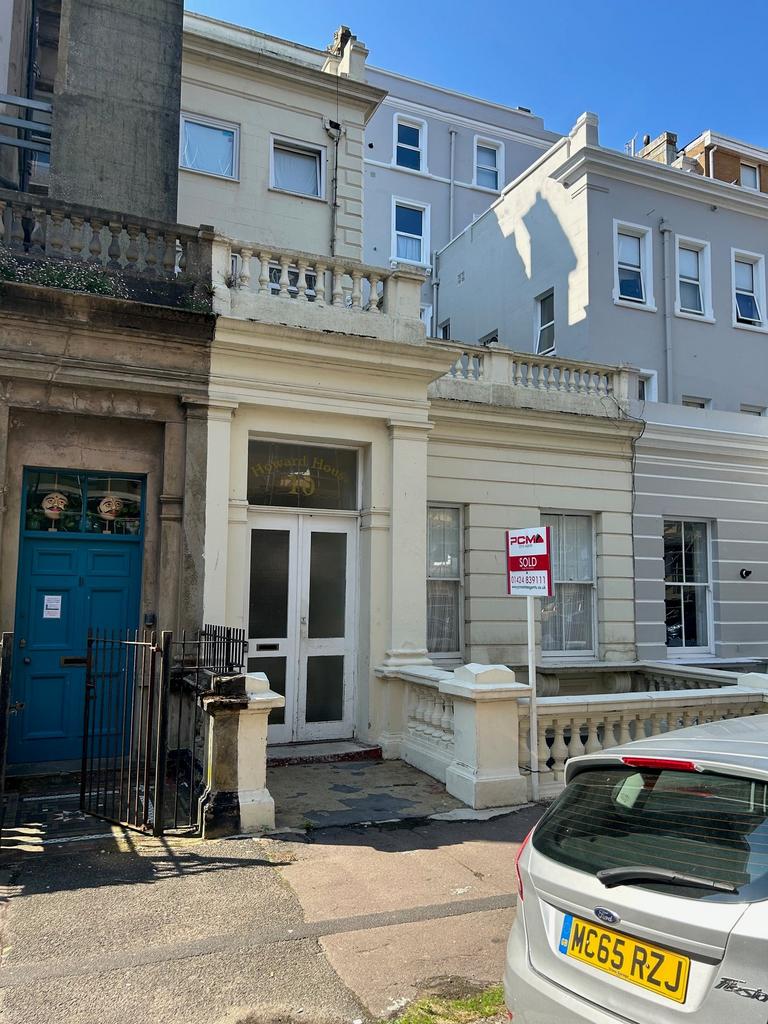 Entrance to Howard House