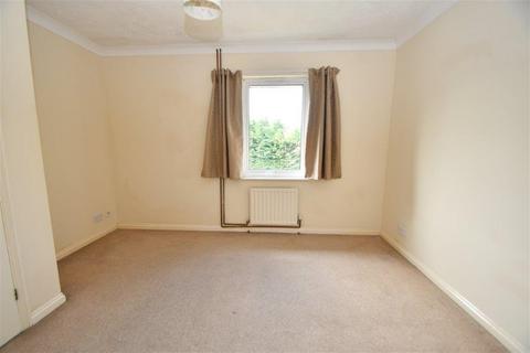 undefined, Salisbury Road, Farnborough GU14