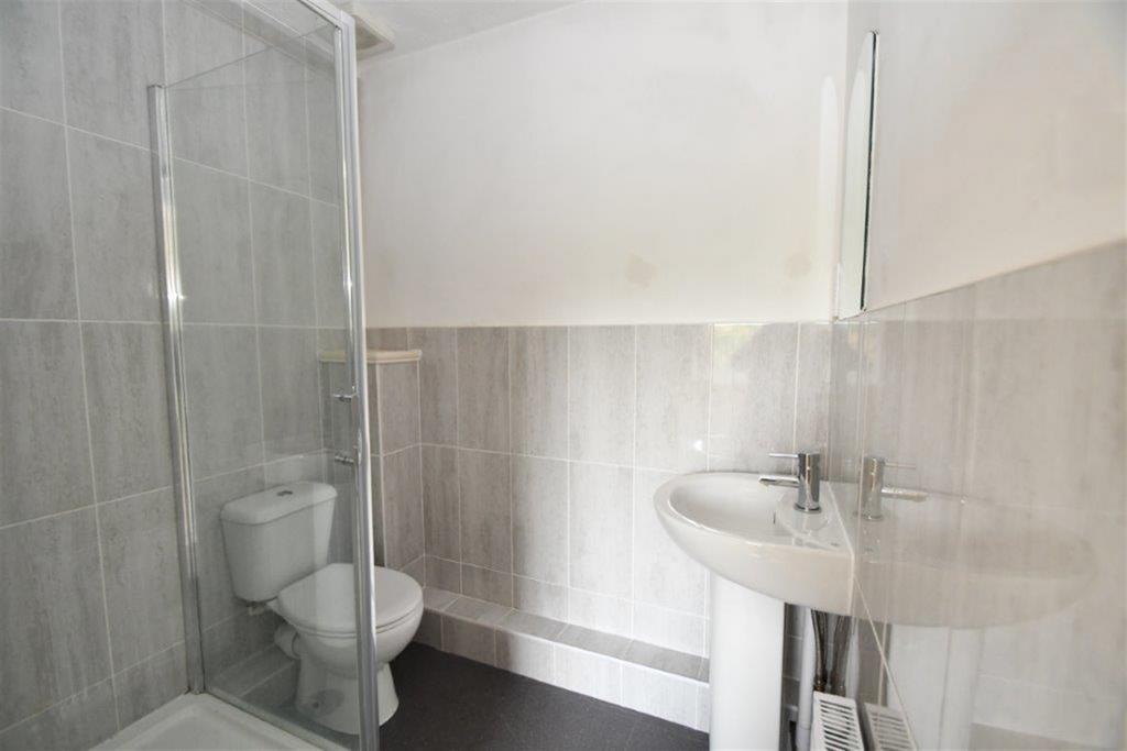 Master En Suite Bathr