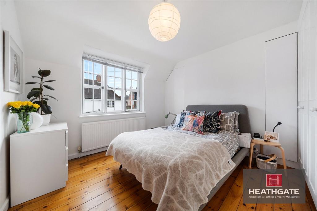 Asmuns-hill-hampstead-garden-suburb-nw11