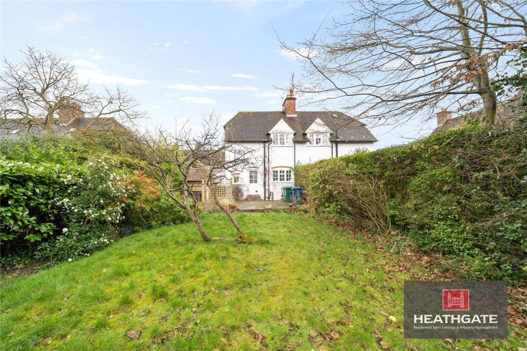 Asmuns-hill-hampstead-garden-suburb-nw11