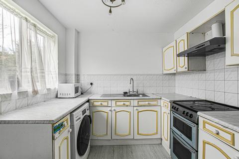 2 bedroom apartment for sale, Hardcastle Close, Croydon, CR0