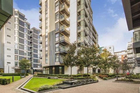 3 bedroom flat to rent, Dance Square, London EC1V