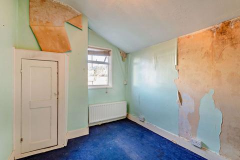 159 Frindsbury Road, Rochester, ME2 4JH