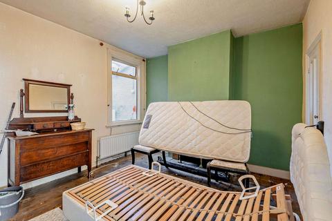 159 Frindsbury Road, Rochester, ME2 4JH