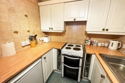 1 bedroom flat for sale, Wellington Crescent, Ramsgate, CT11